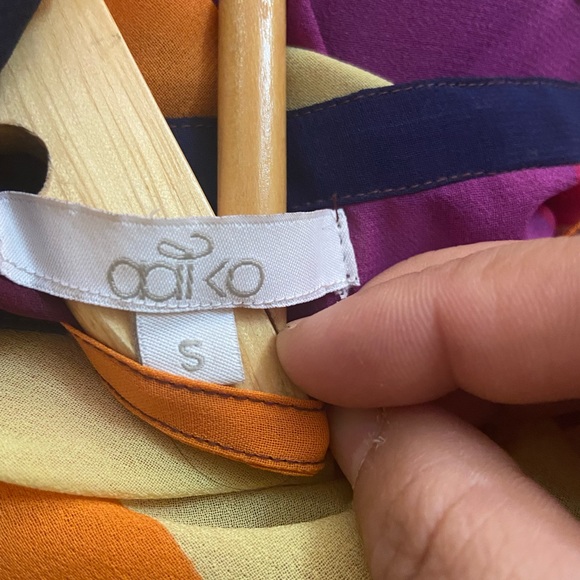 💚 - Dress. Size - S - Picture 9 of 16